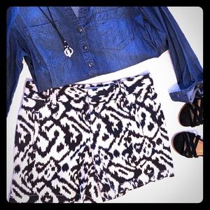 Loft linen patterned shorts